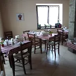 לינה וארוחת בוקר Ai Pruesot