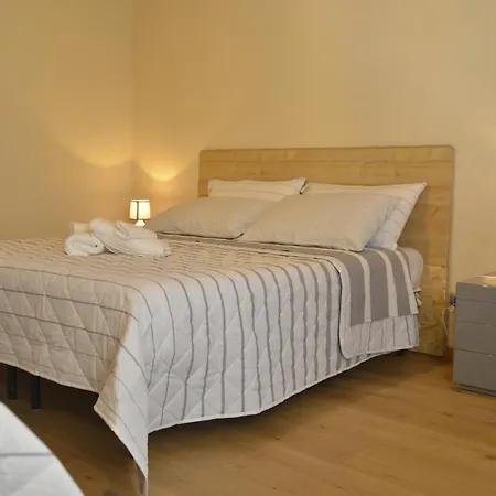 Ai Pruesot Bed & Breakfast