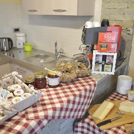 住宿加早餐酒店 Ai Pruesot Bagnolo Piemonte